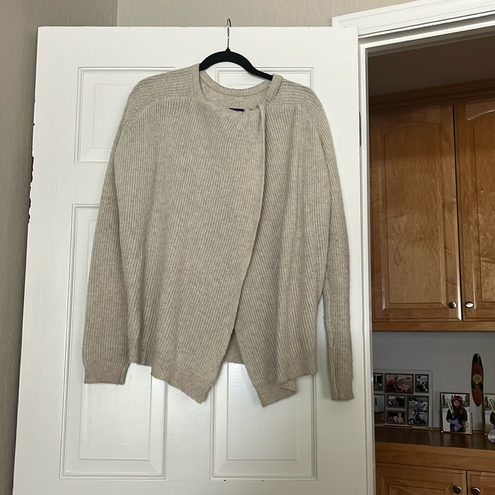 Cozy wool Oliver Bonas sweater